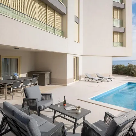 Tesi Apartment *