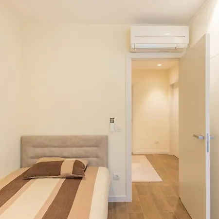 Tesi Apartment *